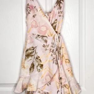 Selfie Leslie light pink floral wrap romper xs